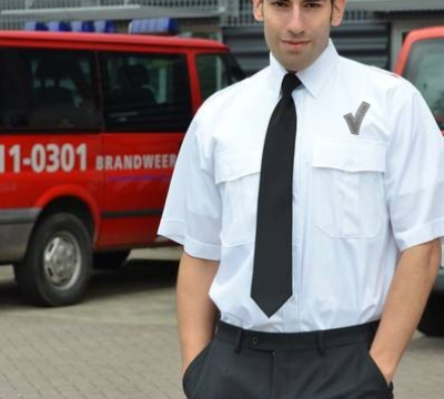 heren-pilot-shirt-plus-v-teken-km-wit